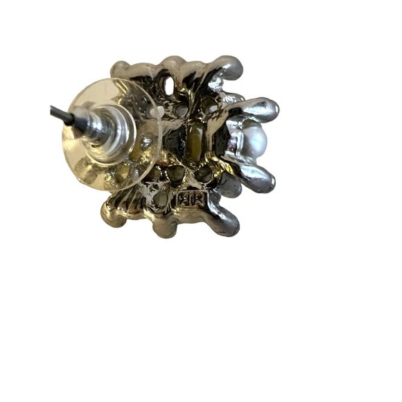 BR Signed White Pearl Cluster Earrings Silvertone Post - Picture 4 of 5